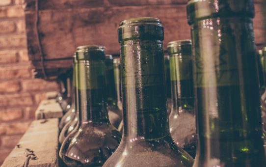 Przechowywanie wina w spiżarce